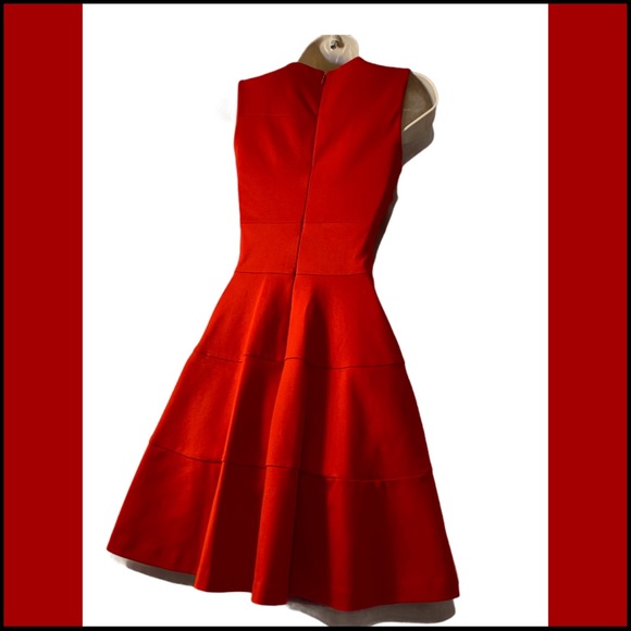 BANANA REPUBLIC PONTE FIT & FLARE TIERED DRESS 0 - Picture 8 of 12